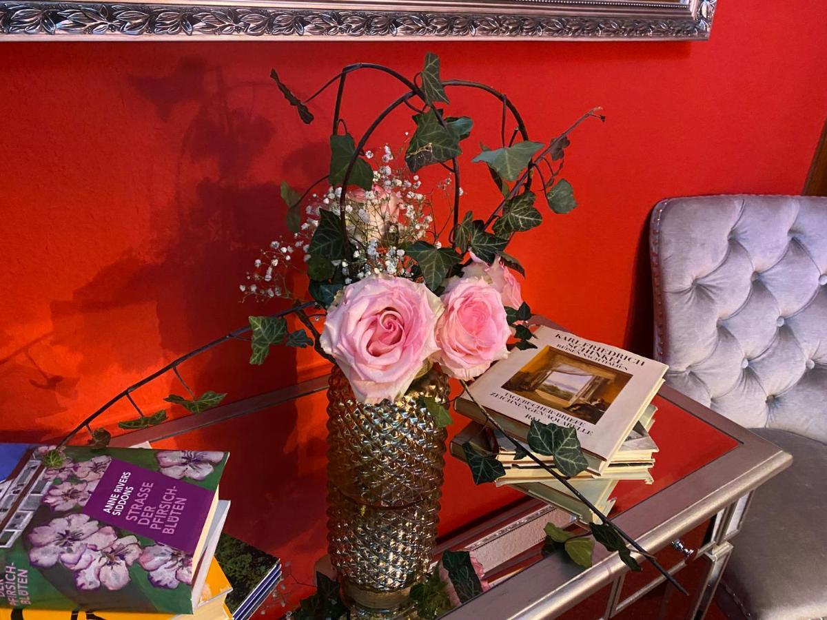 אילמנאו Riverdam Boutique Hotel מראה חיצוני תמונה