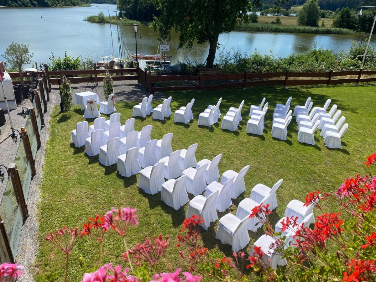 אילמנאו Riverdam Boutique Hotel מראה חיצוני תמונה