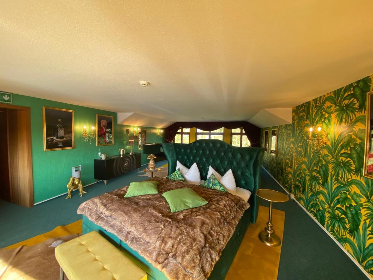 אילמנאו Riverdam Boutique Hotel מראה חיצוני תמונה