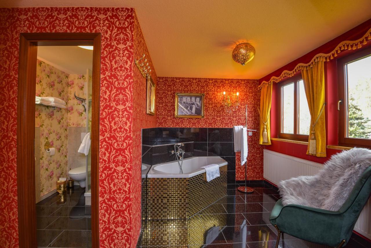 אילמנאו Riverdam Boutique Hotel מראה חיצוני תמונה