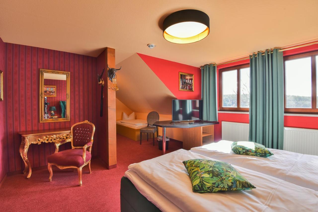 אילמנאו Riverdam Boutique Hotel מראה חיצוני תמונה