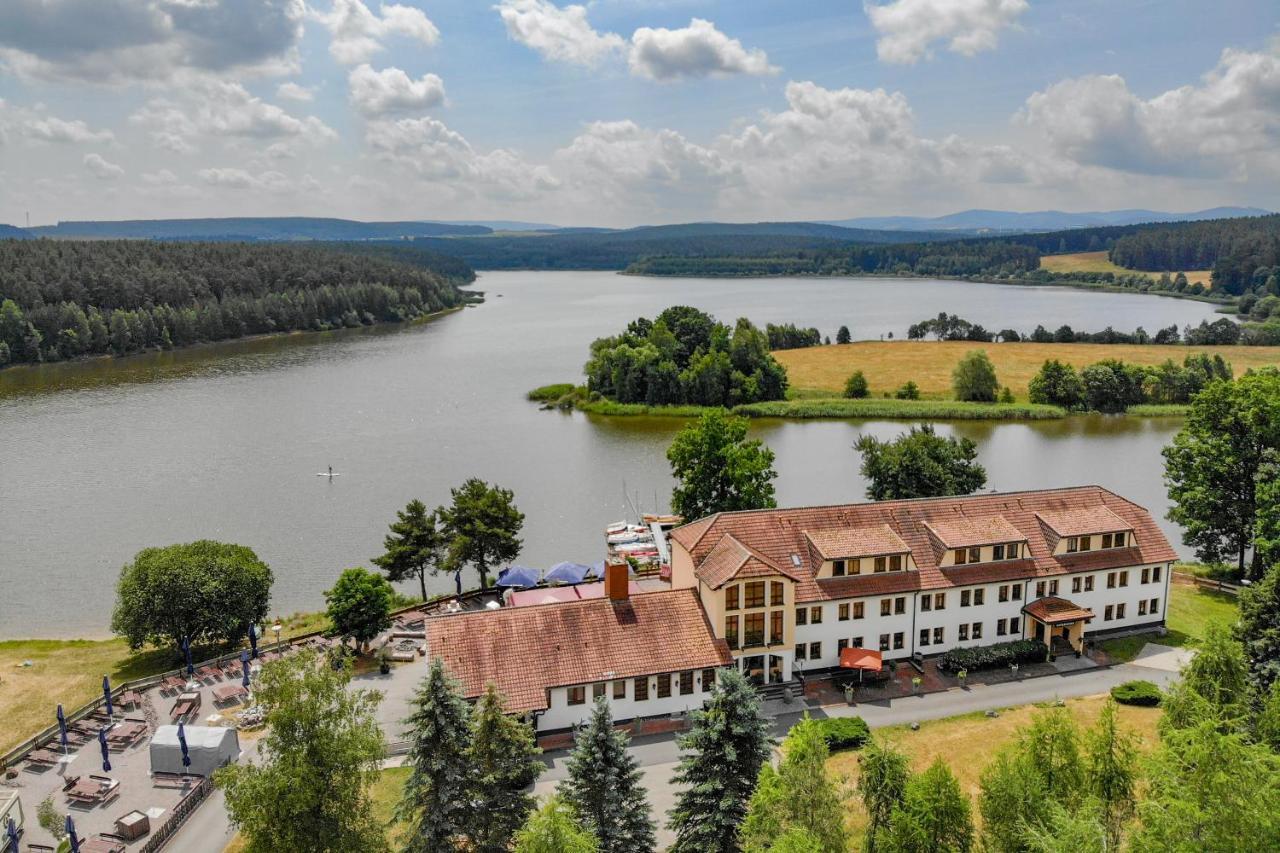אילמנאו Riverdam Boutique Hotel מראה חיצוני תמונה
